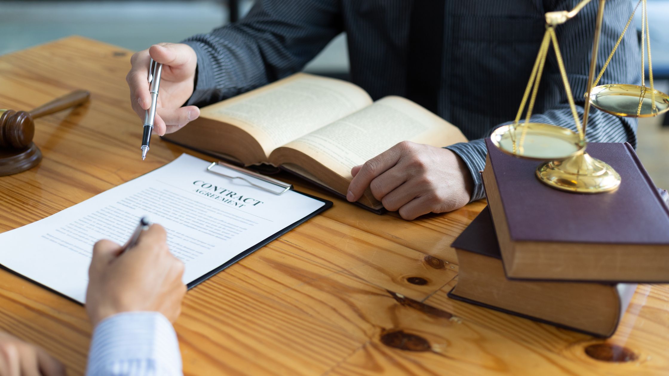 Guide to Choosing the Right Lawsuit Funding Provider